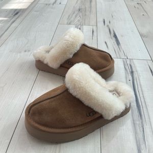 Ugg disquette slippers in chestnut brand new no box